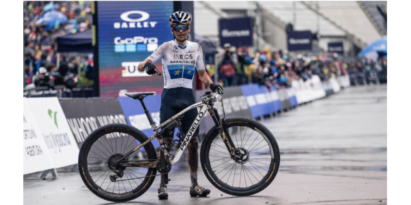 Trifecta béni de Tom Pidcock